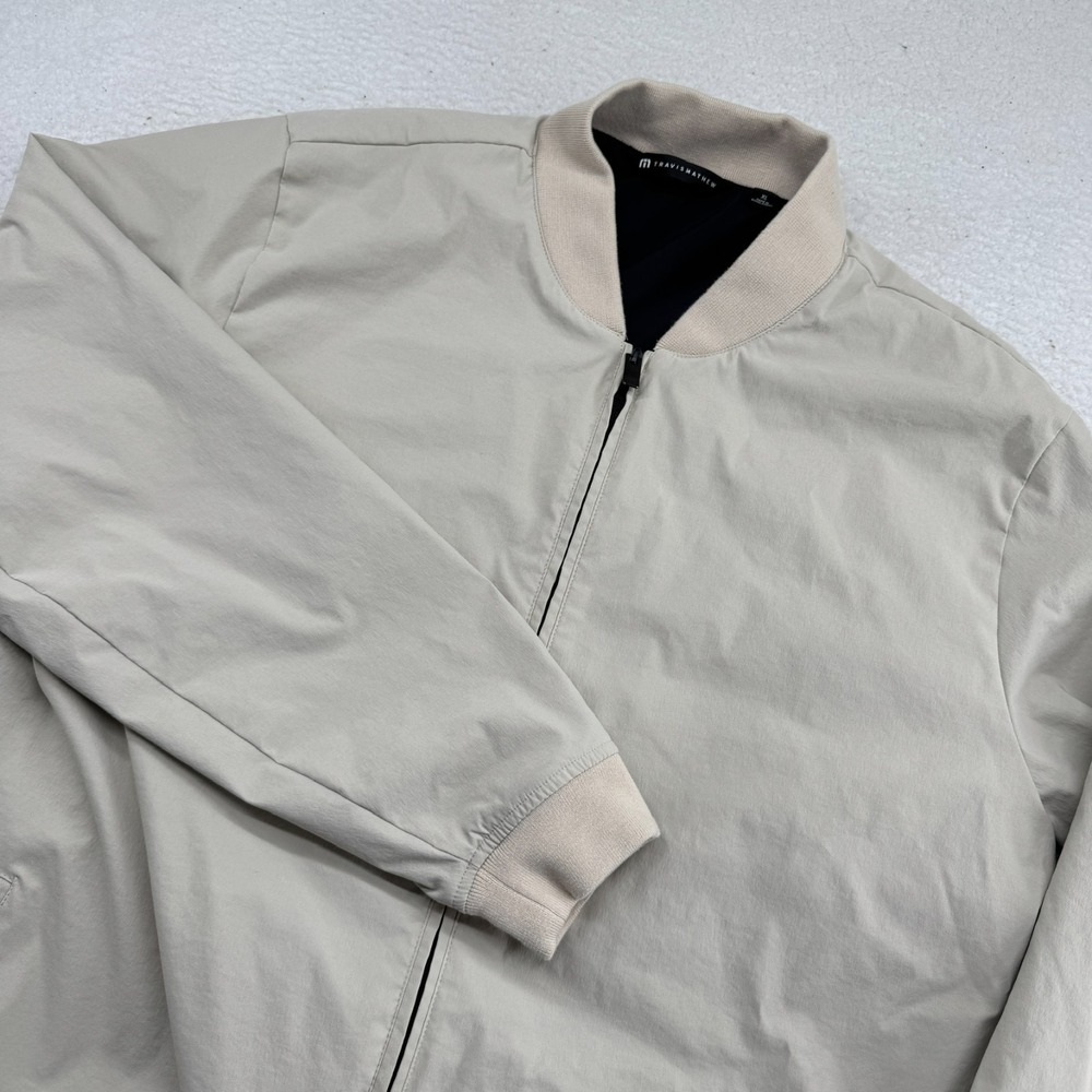 Travis Mathew Lost Cave Bomber Jacket Mens XL Italian Sand Skeleton Performance